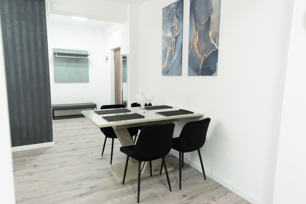 Apartament Markos Сучава Екстер'єр фото